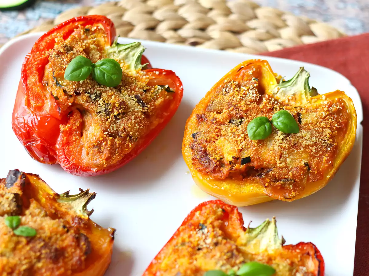 Sült vegetáriánus töltött paprika: az egyszerű és ízletes recept zöldségekkel és mozzarella sajttal - fotó 7