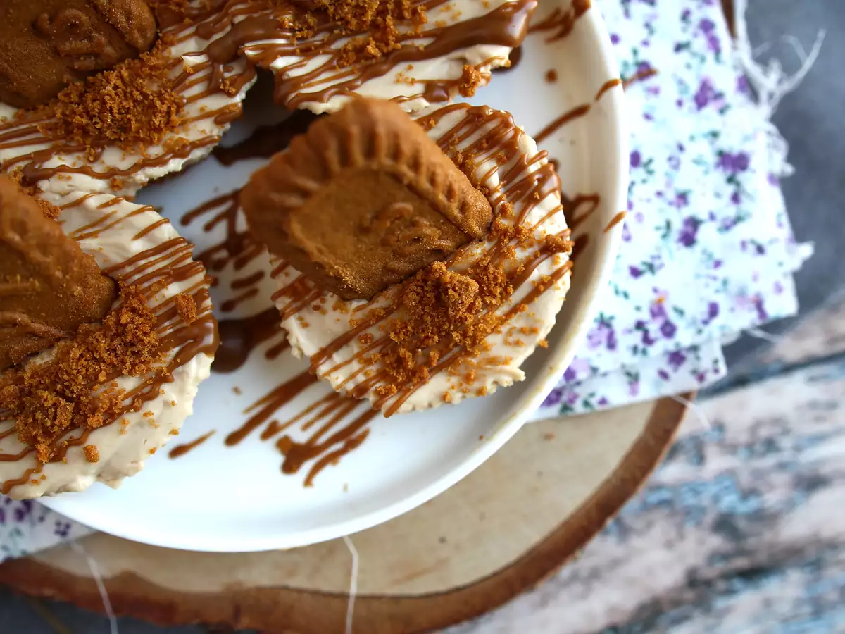 Sütés nélküli sajttorta speculoos keksszel - fotó 4