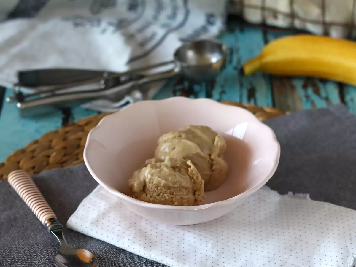 Szép krém banán, vegán fagylalt banánnal! Nincs fagylaltkészítő