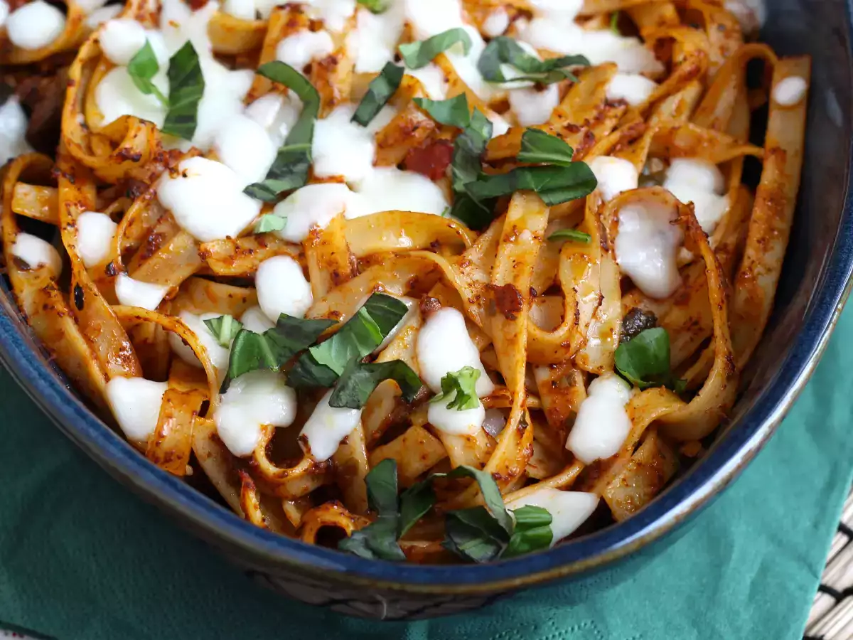 Tagliatelle al forno, a maradék tészta felhasználásának hulladékellenes receptje - fotó 2