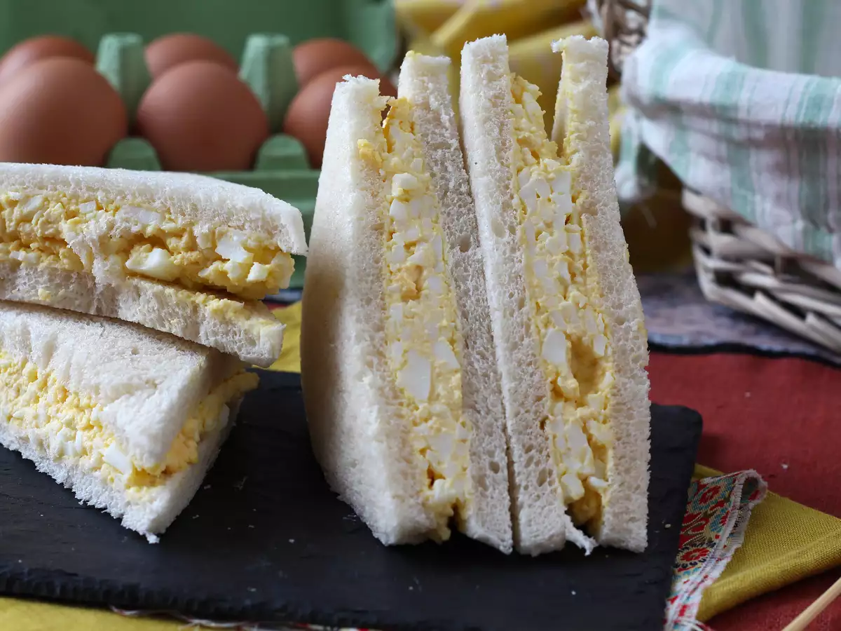 Tamago sando: a híres japán tojásos szendvics, amit a konbiniben találsz! - fotó 2