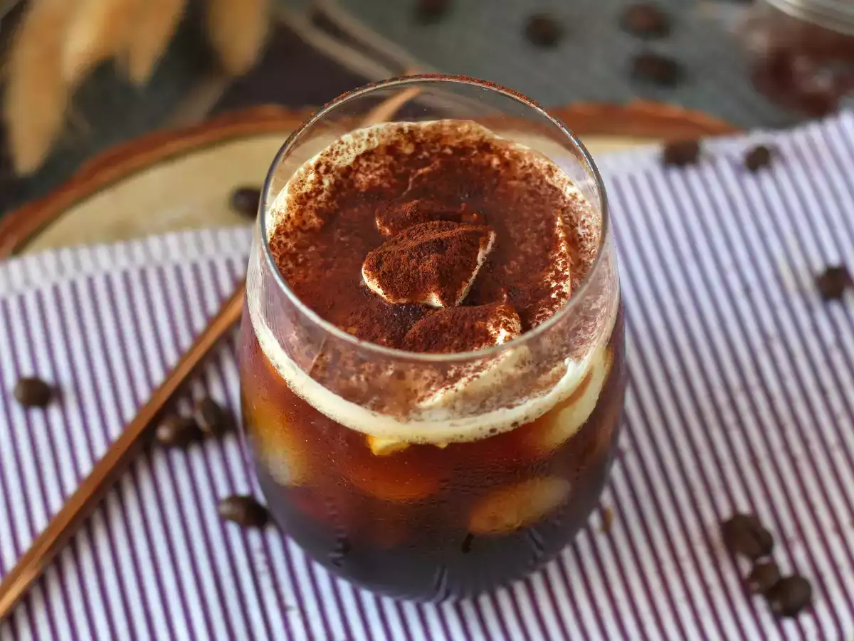 Tiramisu ízű jeges kávé - fotó 2