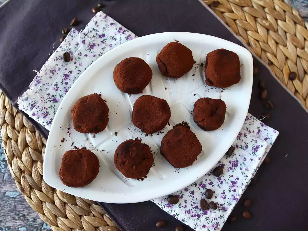 Tiramisu-stílusú rochers, a tökéletes olasz desszert mini adagokban a kávé mellé! - fotó 5