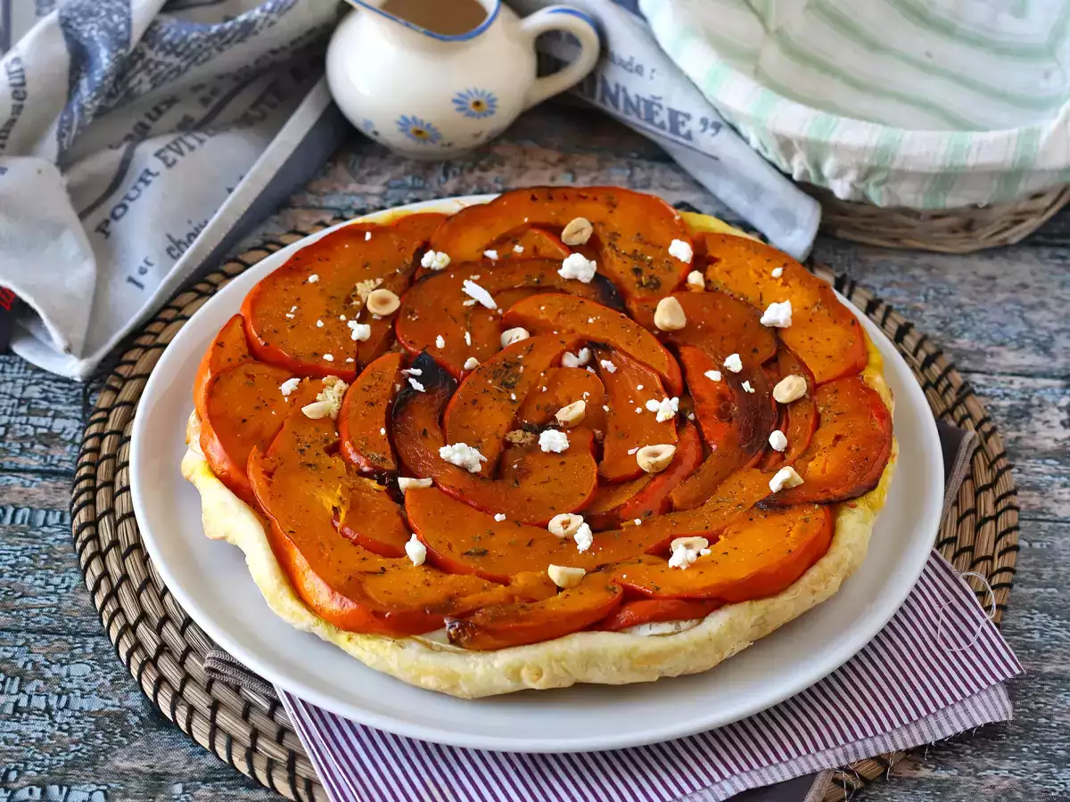 Tökös tatin kecskesajttal és mézzel - fotó 2