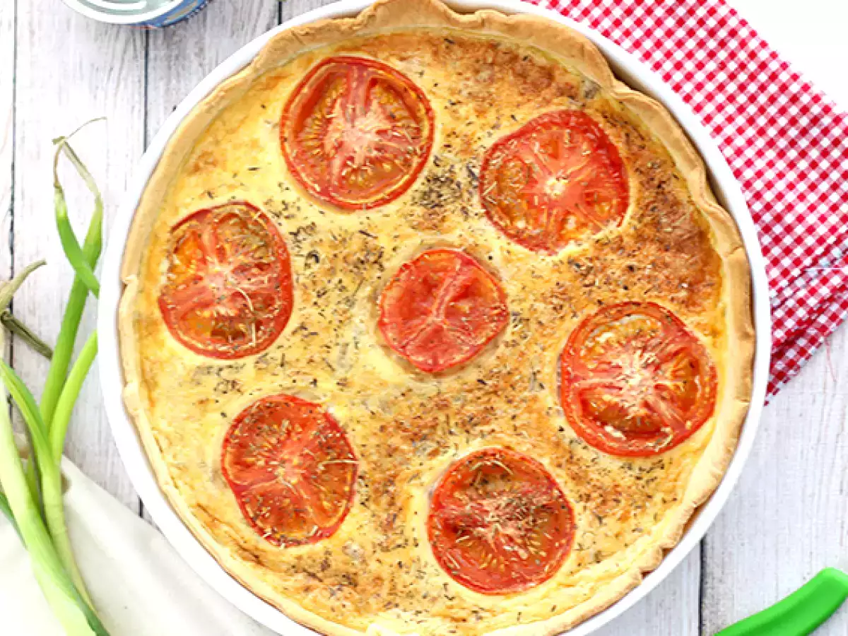 Tonhalas és paradicsomos quiche - fotó 2