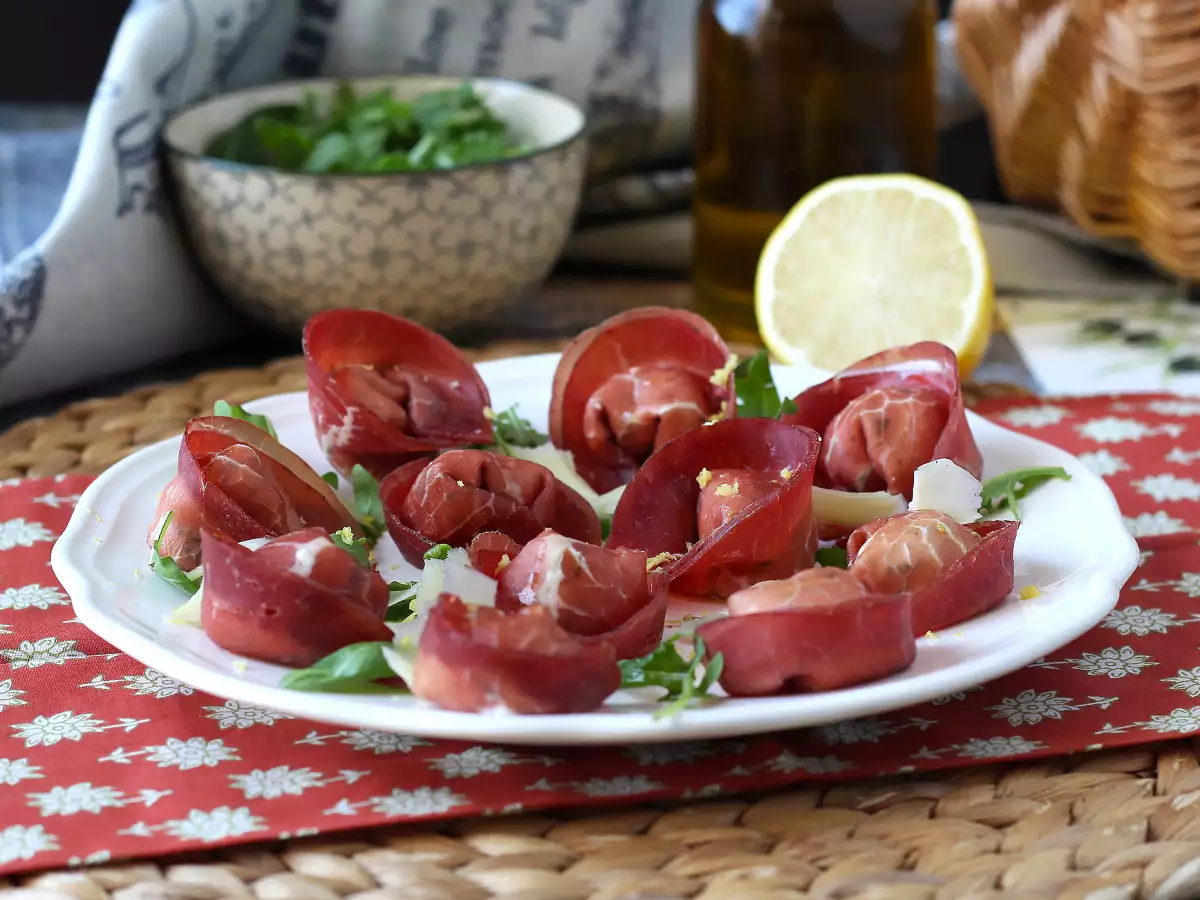Tortelloni di bresaola töltött rukkolával és ricotta sajttal: finom és 10 perc alatt kész! - fotó 4