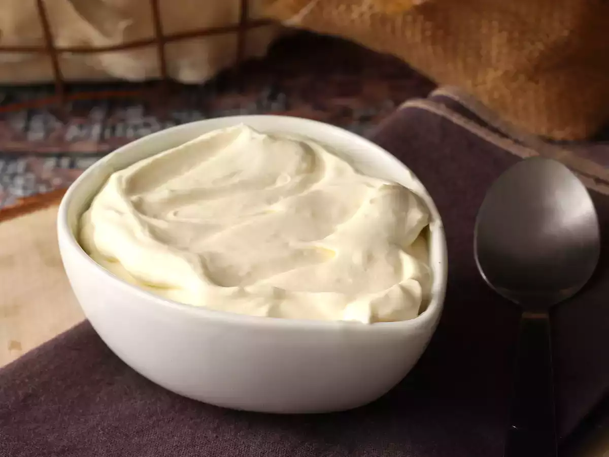 Vaníliás crème montée, a tökéletes öntet a torták és réteges sütemények tetejére! - fotó 3