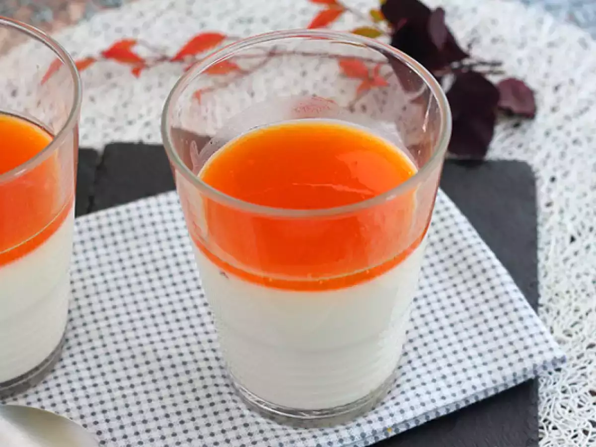 Vaníliás panna cotta sárgabarack coulis-szal - fotó 3