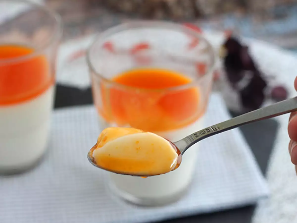 Vaníliás panna cotta sárgabarack coulis-szal - fotó 4