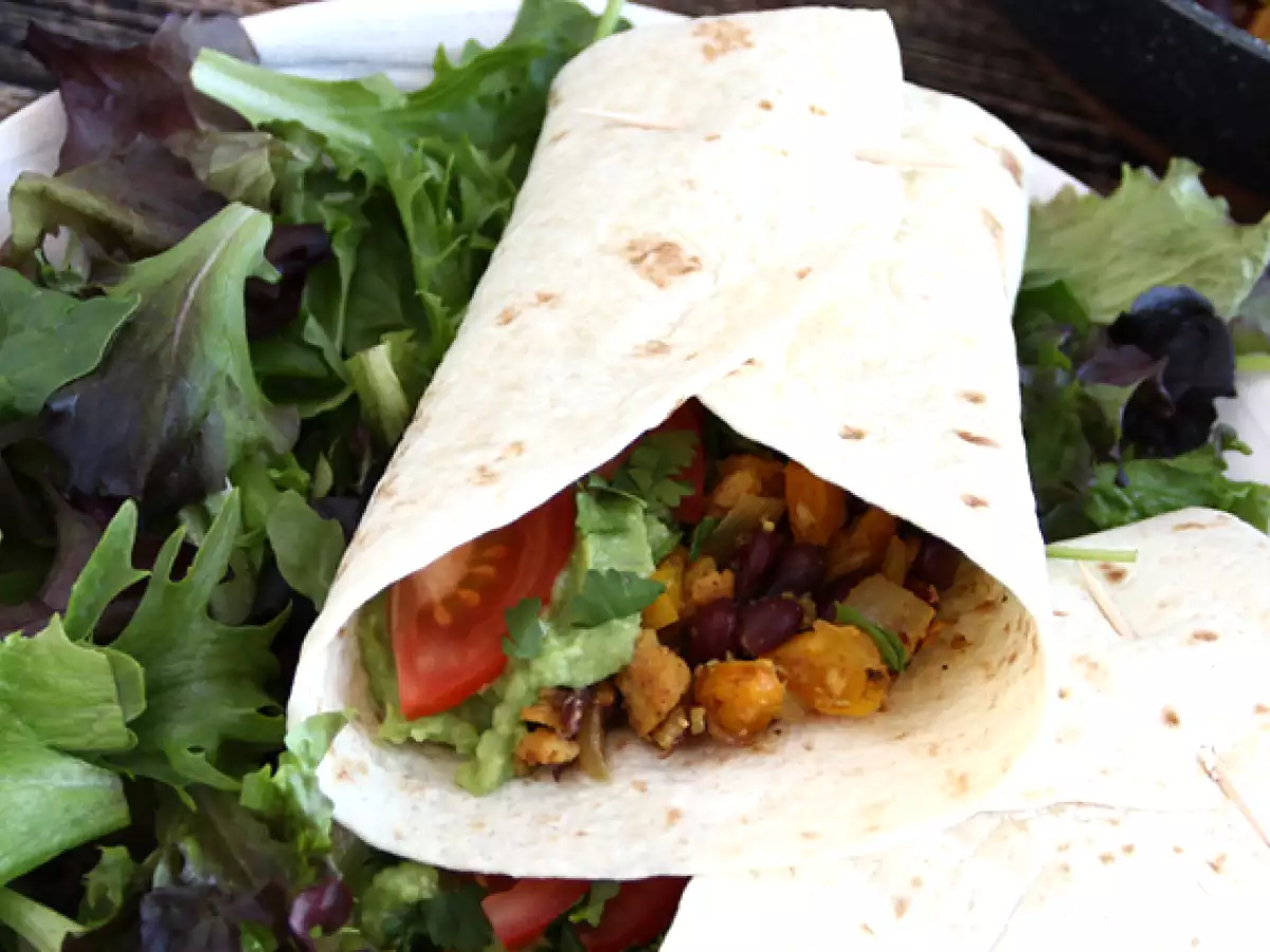 Vegetáriánus fajitas texturált szójafehérjével - fotó 4