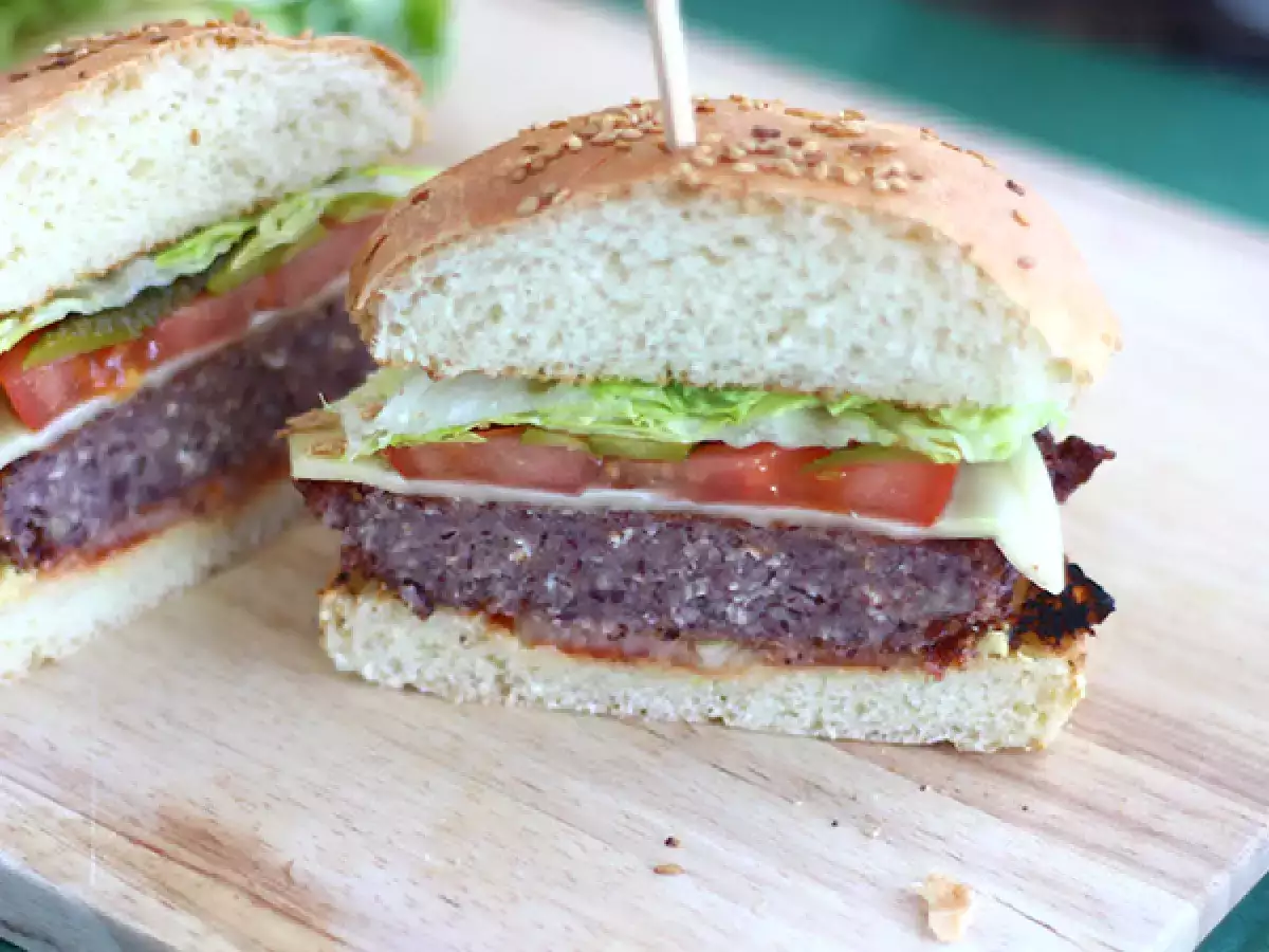 Vegetáriánus vörösbab burger - fotó 3