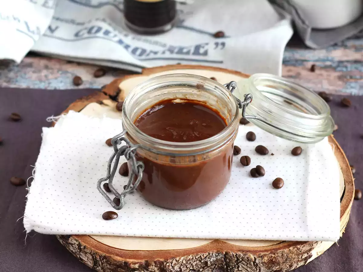 Végre, egy kávékülönlegesség a kávé szerelmeseinek! Csokoládéval és mogyoróval - fotó 4