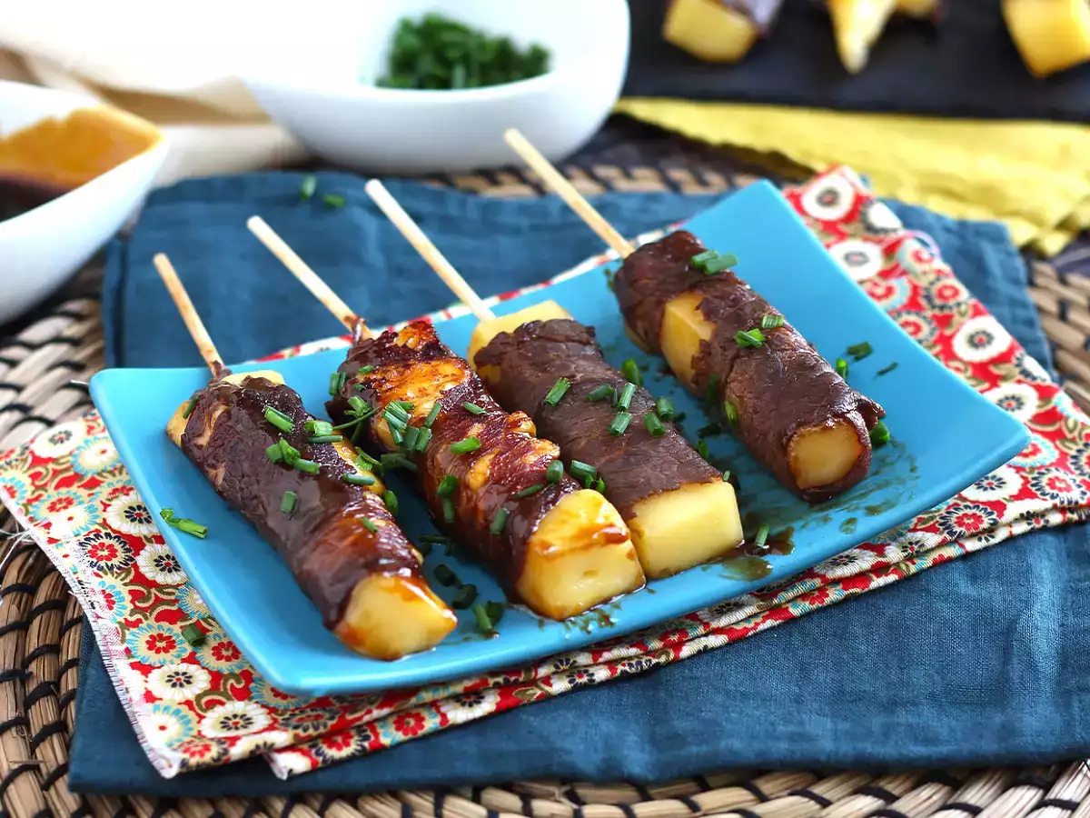 Yakitori marhahús kebab sajttal - fotó 2